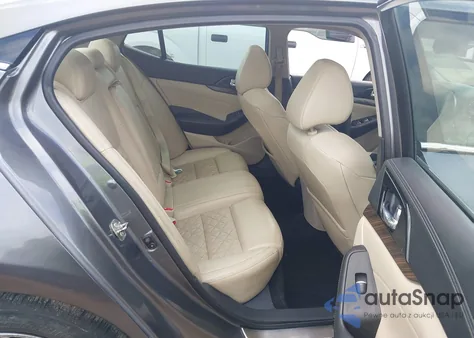 2016 Nissan Maxima 3.5 Platinum из США, поврежденный, VIN 1N4AA6AP1GC903157